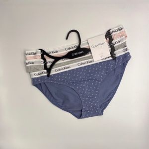 NWT Calvin Klein 3pc Bikini Panty Set